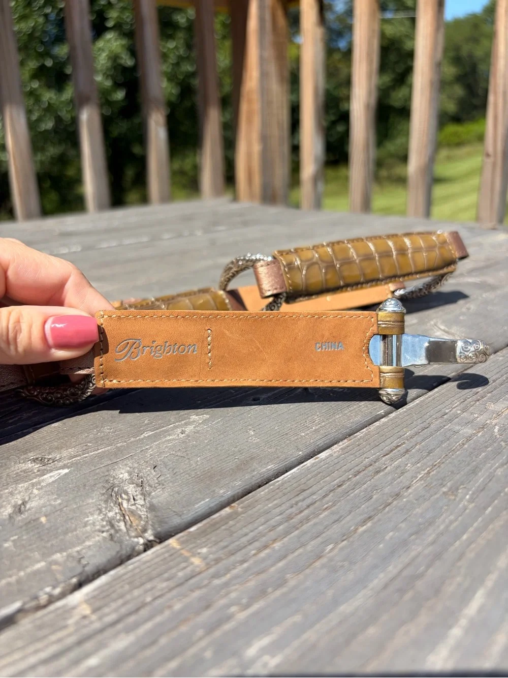 Vintage Brighton CHER B6019S Croc Embossed Stretch Belt Platinum Size 34